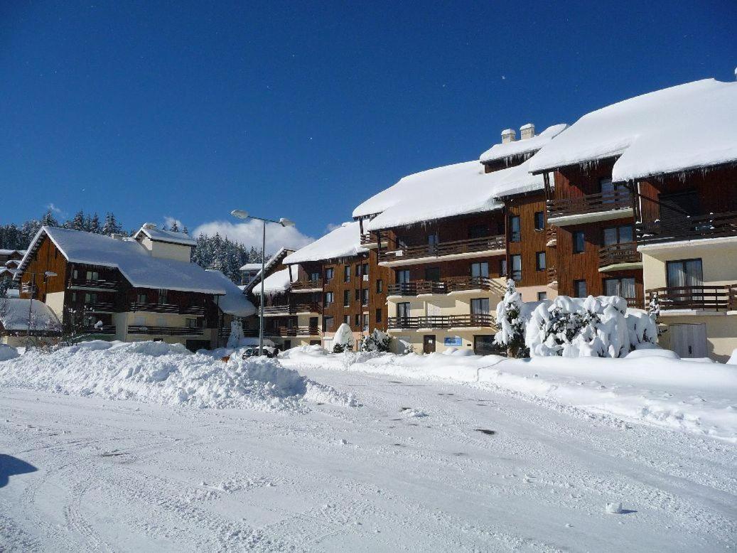 T2 Pour 4 Pers Style Chalet Pied Des Pistes Bolquere Pyrenees 2000 Buitenkant foto
